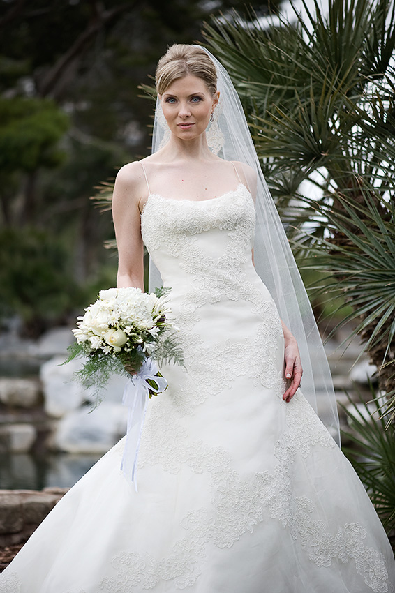 Wedding Photography - Elegant Bride - Innovative Photography
